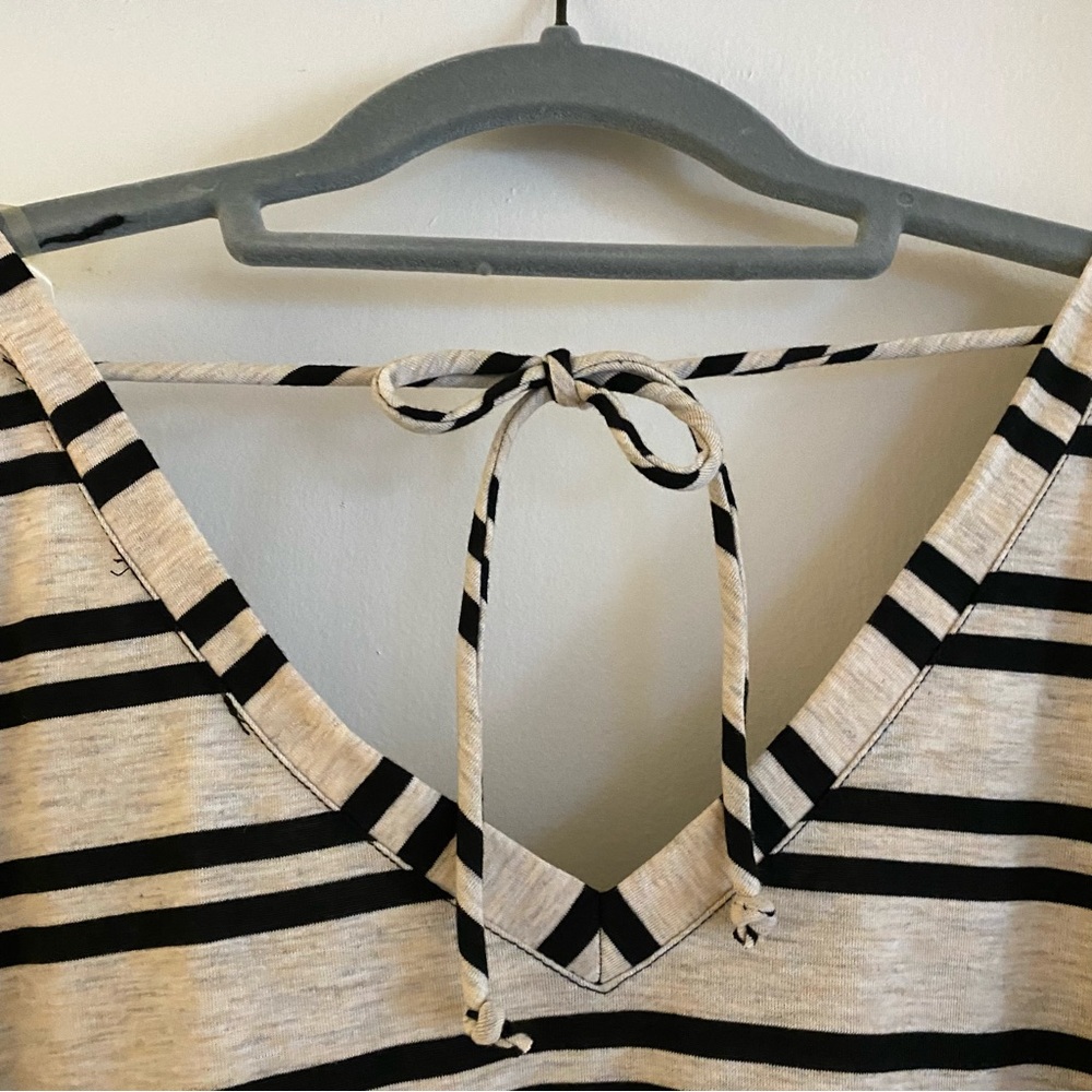 J Valdi swim cover up XL Tan and black stripe NWT - Picture 5 of 6
